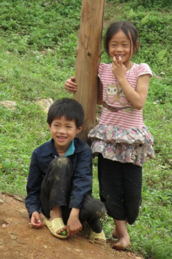 Young children in Sapa