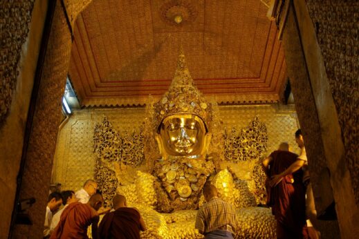 Tha Mahamuni Pagoda in Mandalay InsideBurma Tours