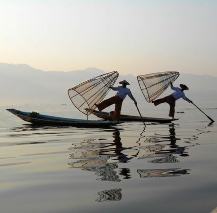 Inle Lake fishermen: a symbol of Burma