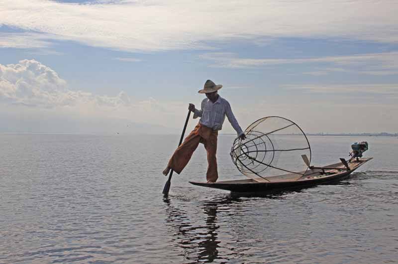 Leg-rowing fisherman at Inle Lake