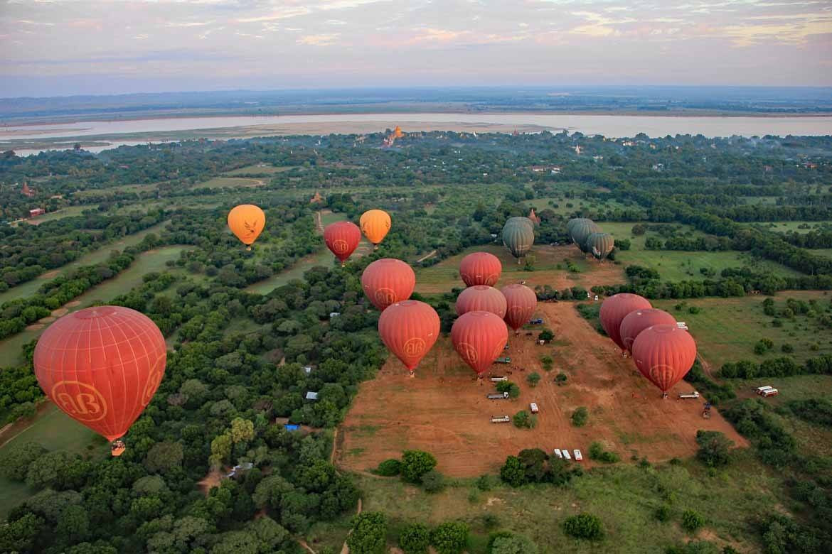 Ballooning over Bagan is an unforgettable experience (Photo: Alistair & Lesley Greenhill)