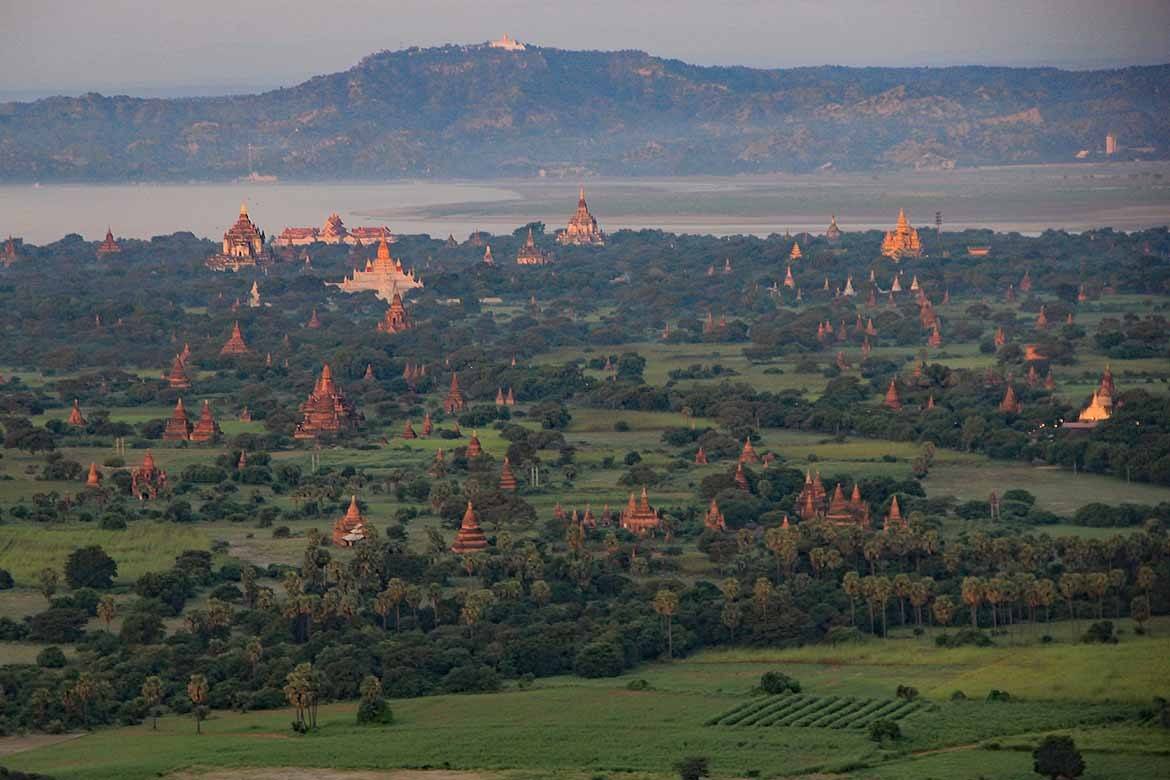 Enchanting Bagan (Photo: Lesley & Alistair Greenhill)