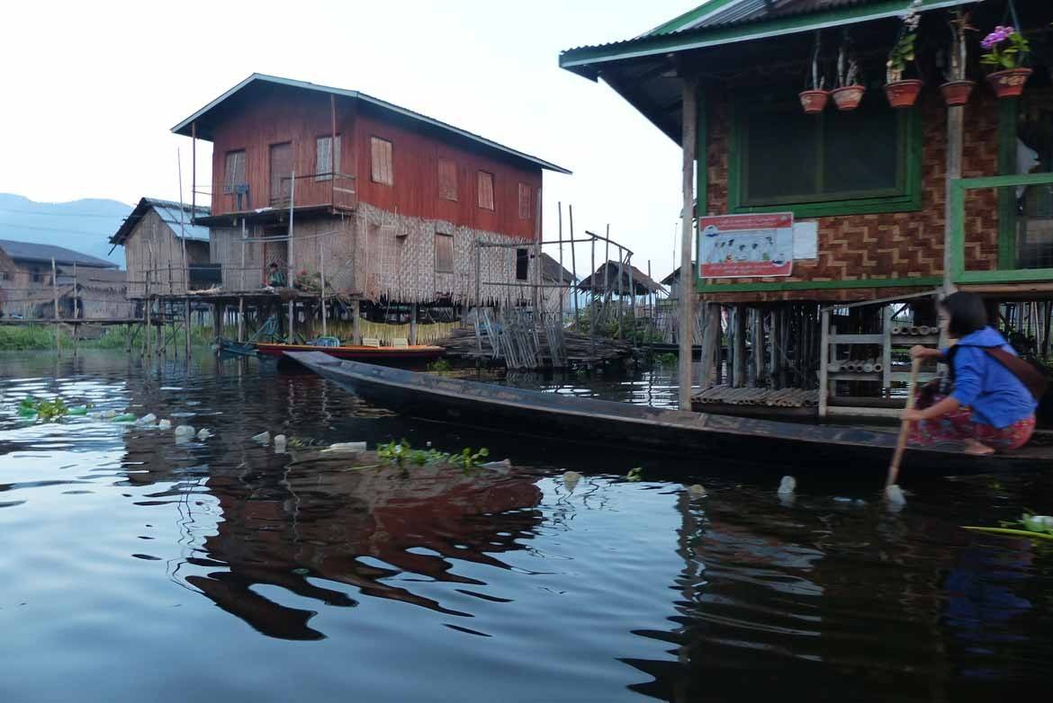 Stilt houses on Inle Lake (Photo: Lesley & Alistair Greenhill)