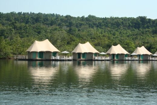 4 River Floating Lodge – Koh Kong