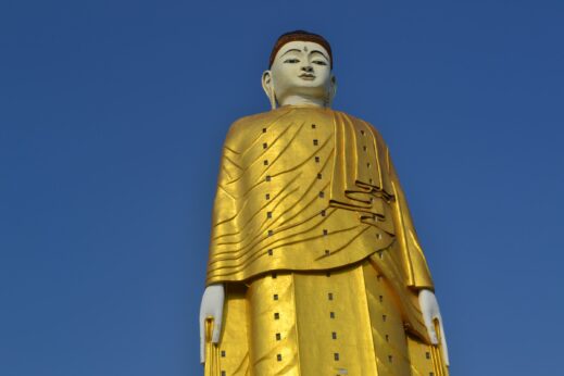 Huge statue in Monywa