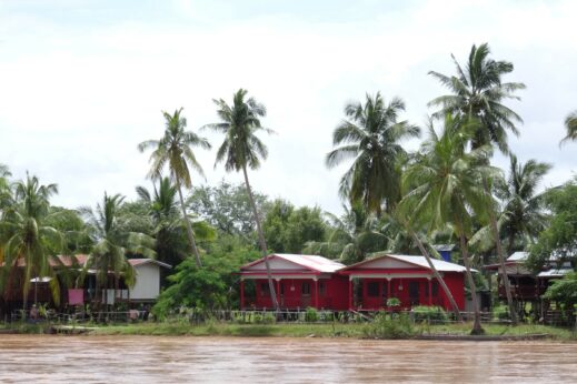 villages on the 4000 islands